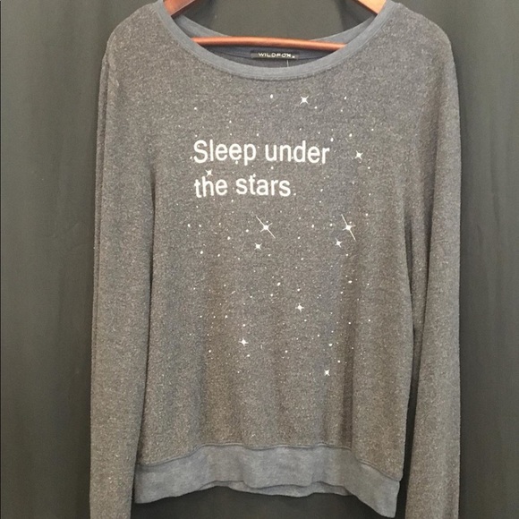 Wildfox Sweaters - Grey Wildfox sweater. Sleep under the stars.Size M